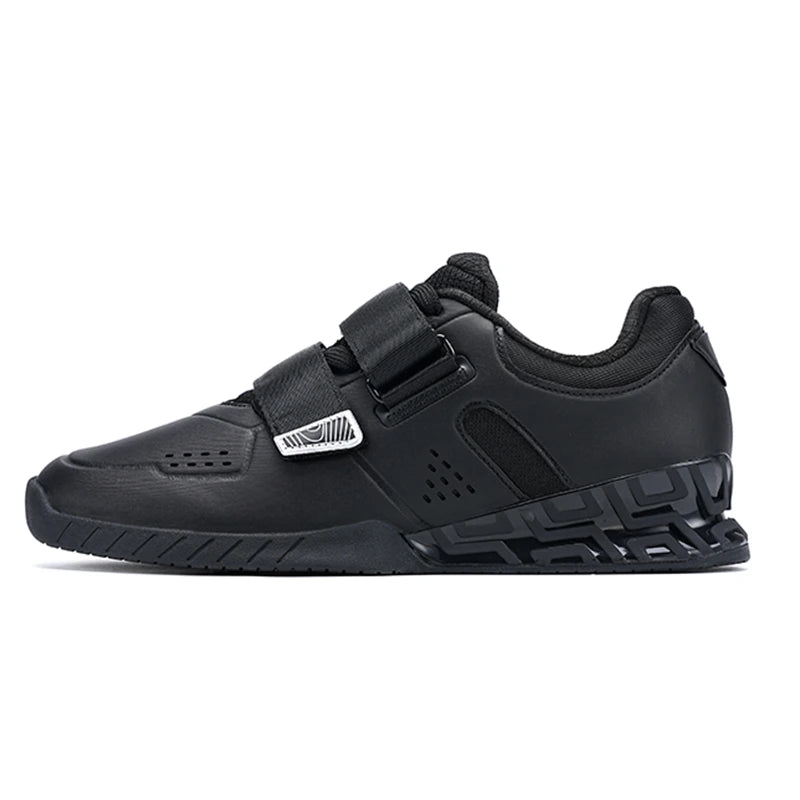 R2588 Black weightlifting shoe side view